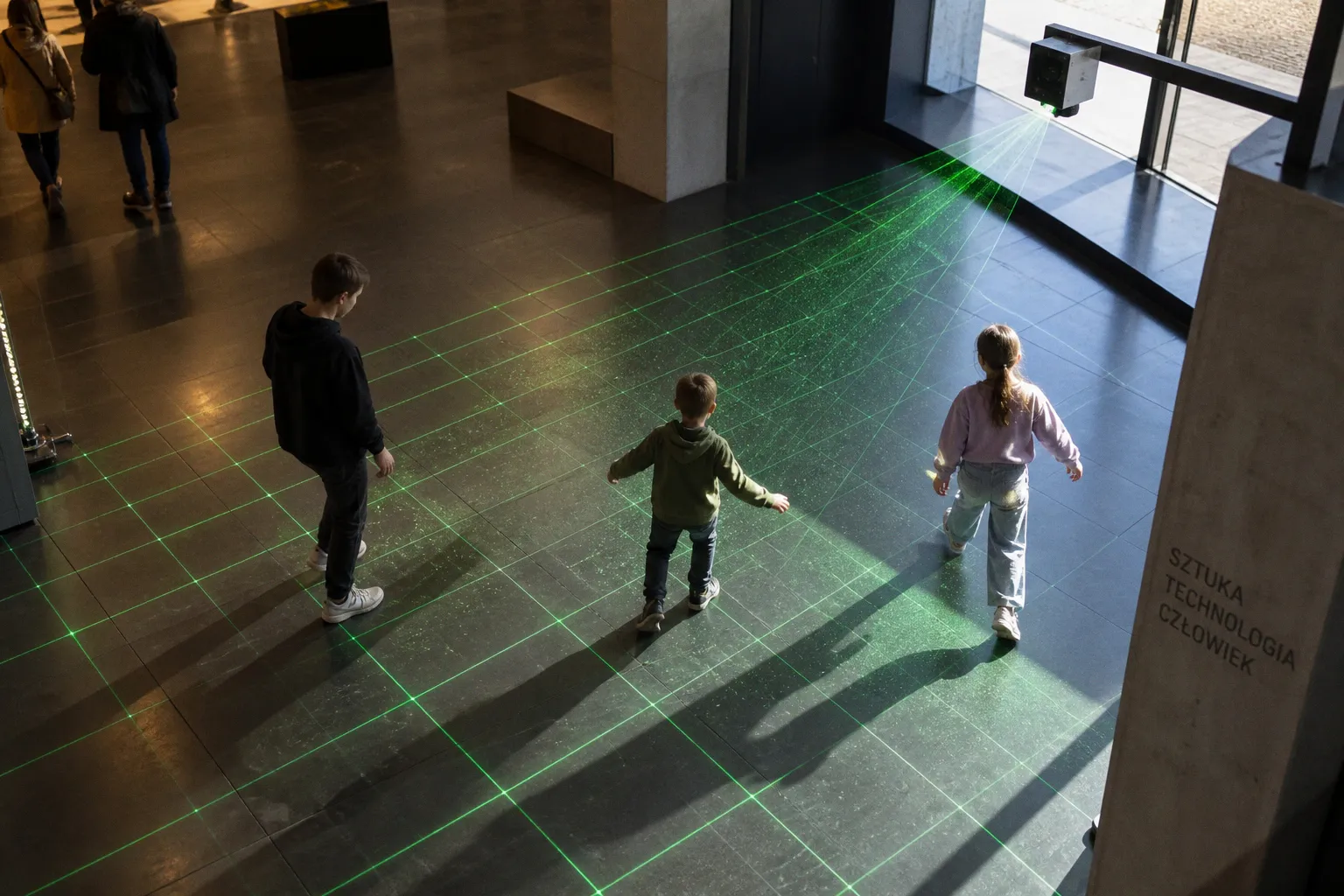 Systemy śledzenia ruchu: lidar czy kamera głębi w instalacji?